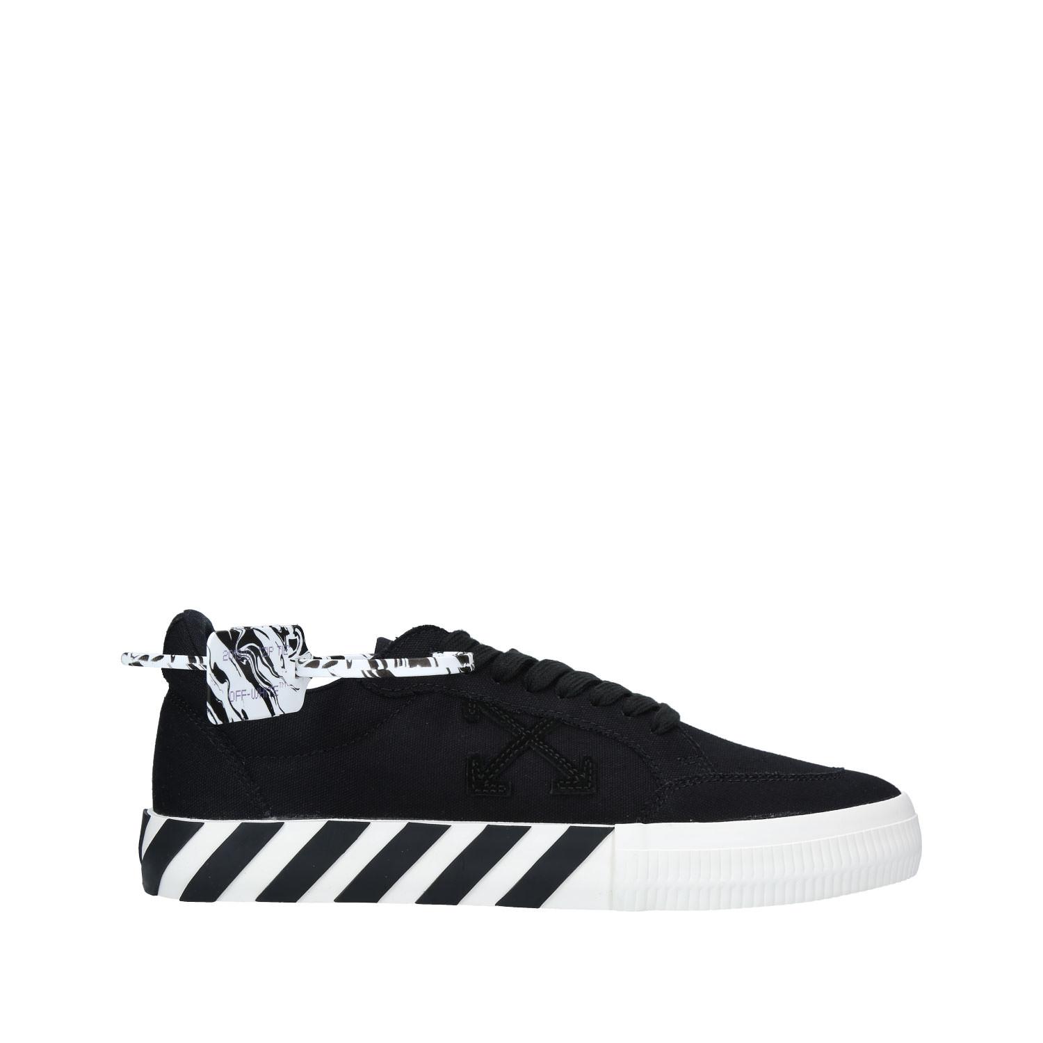 Low Vulcanised Canvas Trainer